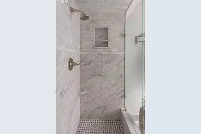 1128 NE Knott St, Portland, OR 97212 - Photo 32