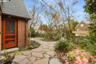 1128 NE Knott St, Portland, OR 97212 - Photo 38