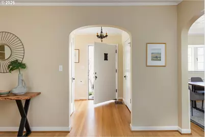 1128 NE Knott St, Portland, OR 97212 - Photo 4