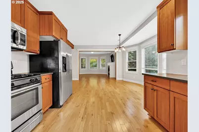 4417 N Gantenbein Ave, Portland, OR 97217 - Photo 12
