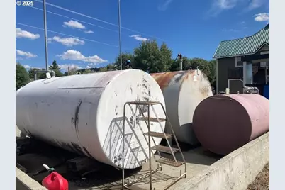 209 Barnes Ave, Seneca, OR 97873 - Photo 24