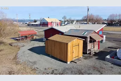 209 Barnes Ave, Seneca, OR 97873 - Photo 38