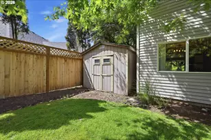 1639 Victorian Way, Eugene, OR 97401 - Photo 32
