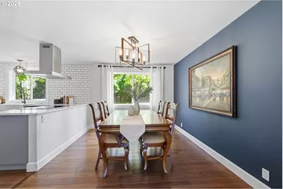 1639 Victorian Way, Eugene, OR 97401 - Photo 4