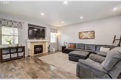 2316 NW 4th Ave, Battle Ground, WA 98604 - Photo 6