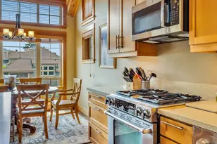 132 E Surfcrest Ave, Cannon Beach, OR 97110 - Photo 10
