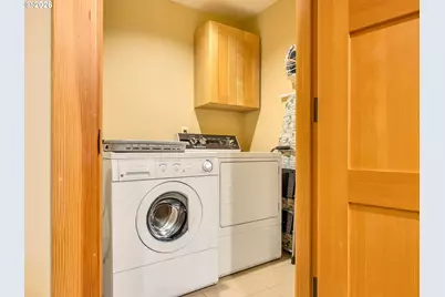 132 E Surfcrest Ave #A2-D, Cannon Beach, OR 97110 - Photo 42