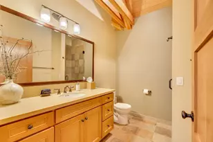 132 E Surfcrest Ave, Cannon Beach, OR 97110 - Photo 24
