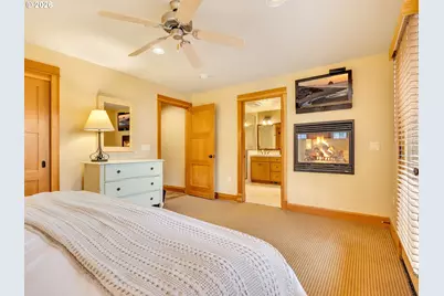 132 E Surfcrest Ave #A2-D, Cannon Beach, OR 97110 - Photo 36