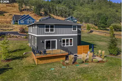 315 NW Wedrick Dr, White Salmon, WA 98672 - Photo 12