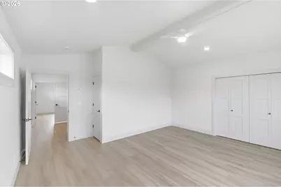 664 NW Crater Lake Dr, Dallas, OR 97338 - Photo 32