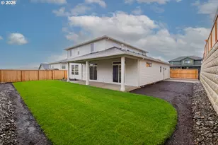 664 NW Crater Lk Dr, Dallas, OR 97338 - Photo 4