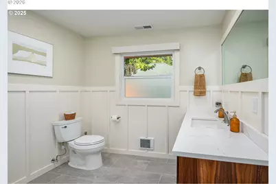 2015 Eastwood Ln, Eugene, OR 97401 - Photo 24