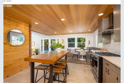 2015 Eastwood Ln, Eugene, OR 97401 - Photo 8