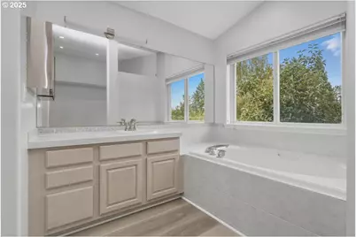 3379 NW Banff Dr, Portland, OR 97229 - Photo 16