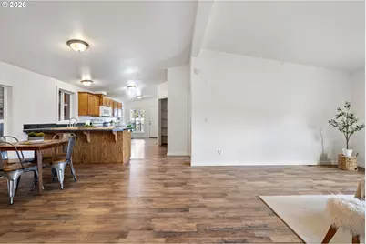 47554 Hansen St, Oakridge, OR 97463 - Photo 10