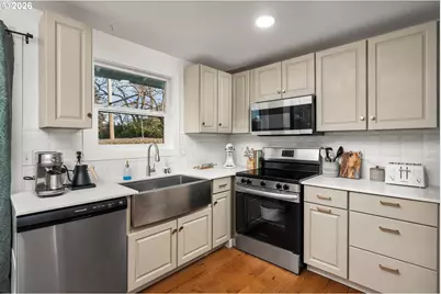 2519 E 35th St, Vancouver, WA 98663 - Photo 12