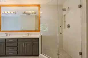 7632 SW Ruby Terrace, Portland, OR 97219 - Photo 12
