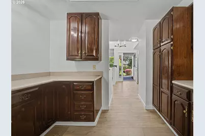 15893 NE Holladay St, Portland, OR 97230 - Photo 18