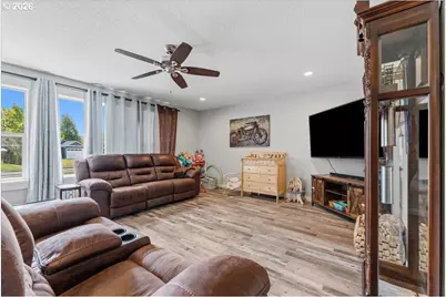 182 W Christy Ct, Yacolt, WA 98675 - Photo 6