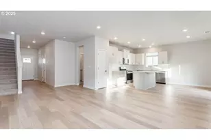 2006 Aspen Ln, Forest Grove, OR 97116 - Photo 4