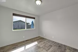619 Wedgewood Dr, Molalla, OR 97038 - Photo 26