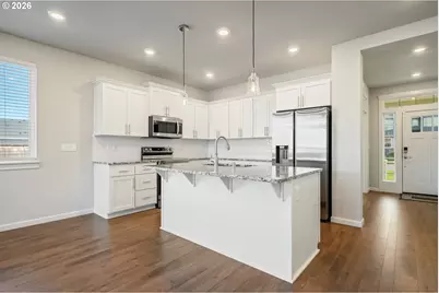 1935 Schneiter Dr, Longview, WA 98632 - Photo 10