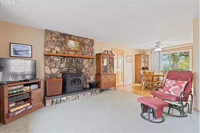 16707 Highway 47, Yamhill, OR 97148 - Photo 6