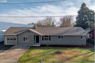 2014 NE Galloway St, McMinnville, OR 97128 - Photo 2