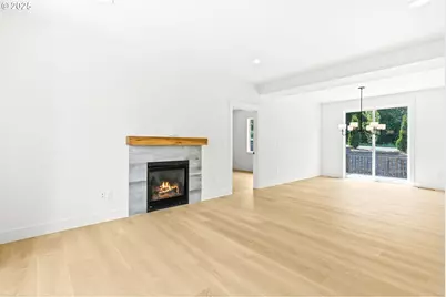 234 SE 29th St, Gresham, OR 97080 - Photo 4