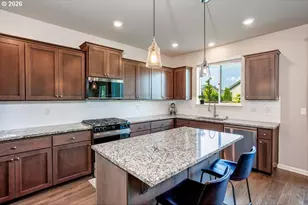 3701 S 39th Pl, Ridgefield, WA 98642 - Photo 8