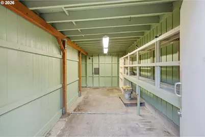 16553 NE Fargo Cir, Portland, OR 97230 - Photo 40