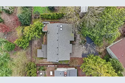 16553 NE Fargo Cir, Portland, OR 97230 - Photo 42