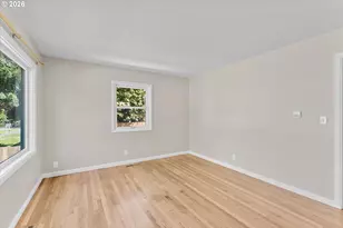 7820 SE Salmon St, Portland, OR 97215 - Photo 8