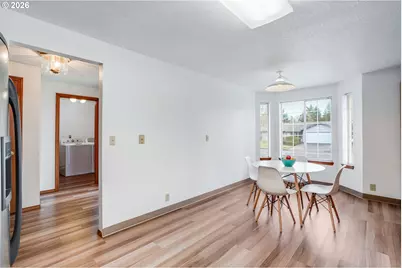 906 SE 121st Ave, Vancouver, WA 98683 - Photo 6