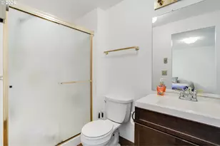 906 SE 121st Ave, Vancouver, WA 98683 - Photo 16