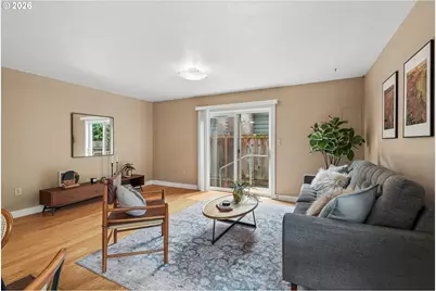 4934 NE 32nd Pl, Portland, OR 97211 - Photo 8