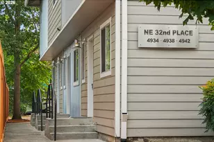 4934 NE 32nd Pl, Portland, OR 97211 - Photo 2