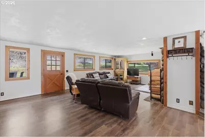 40875 Peoples Dr, Lebanon, OR 97355 - Photo 14