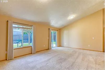 1614 SW 3rd St, Pendleton, OR 97801 - Photo 4