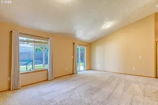 1614 SW 3rd St, Pendleton, OR 97801 - Photo 4