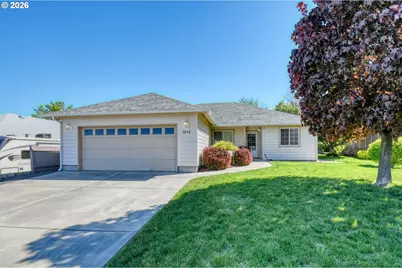 1614 SW 3rd St, Pendleton, OR 97801 - Photo 2