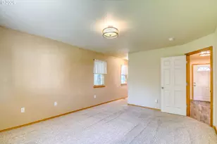 1614 SW 3rd St, Pendleton, OR 97801 - Photo 14