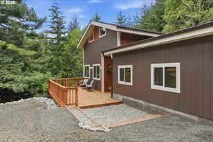 60398 Foxglove Rd, Coos Bay, OR 97420 - Photo 34
