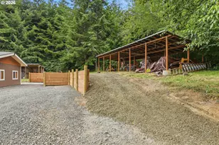 60398 Foxglove Rd, Coos Bay, OR 97420 - Photo 4