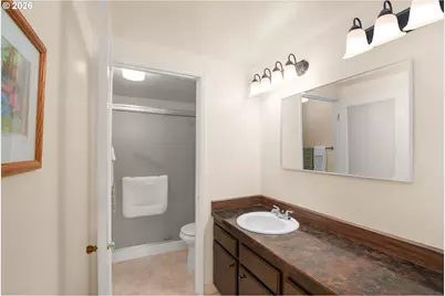 17753 NW Lakeway Ct, Beaverton, OR 97006 - Photo 12