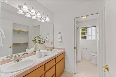 13931 SE Rolling Meadows Dr, Happy Valley, OR 97086 - Photo 22