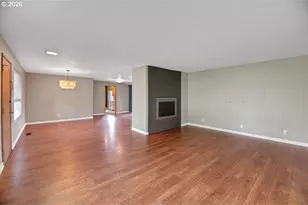 10723 SE Stephens St, Portland, OR 97216 - Photo 4