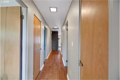10723 SE Stephens St, Portland, OR 97216 - Photo 32