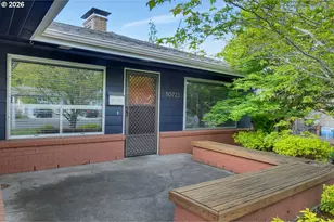 10723 SE Stephens St, Portland, OR 97216 - Photo 2